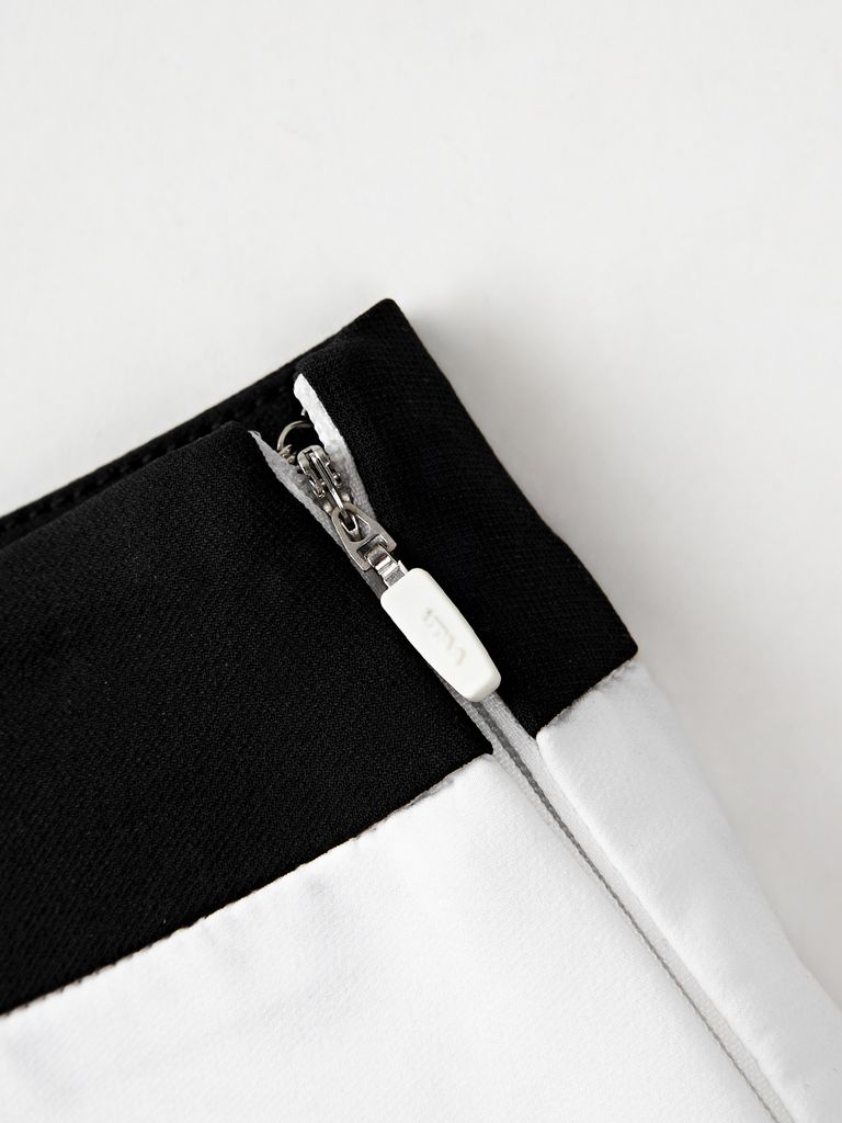 UTAA Monoral Binding Pleats Skirt : White