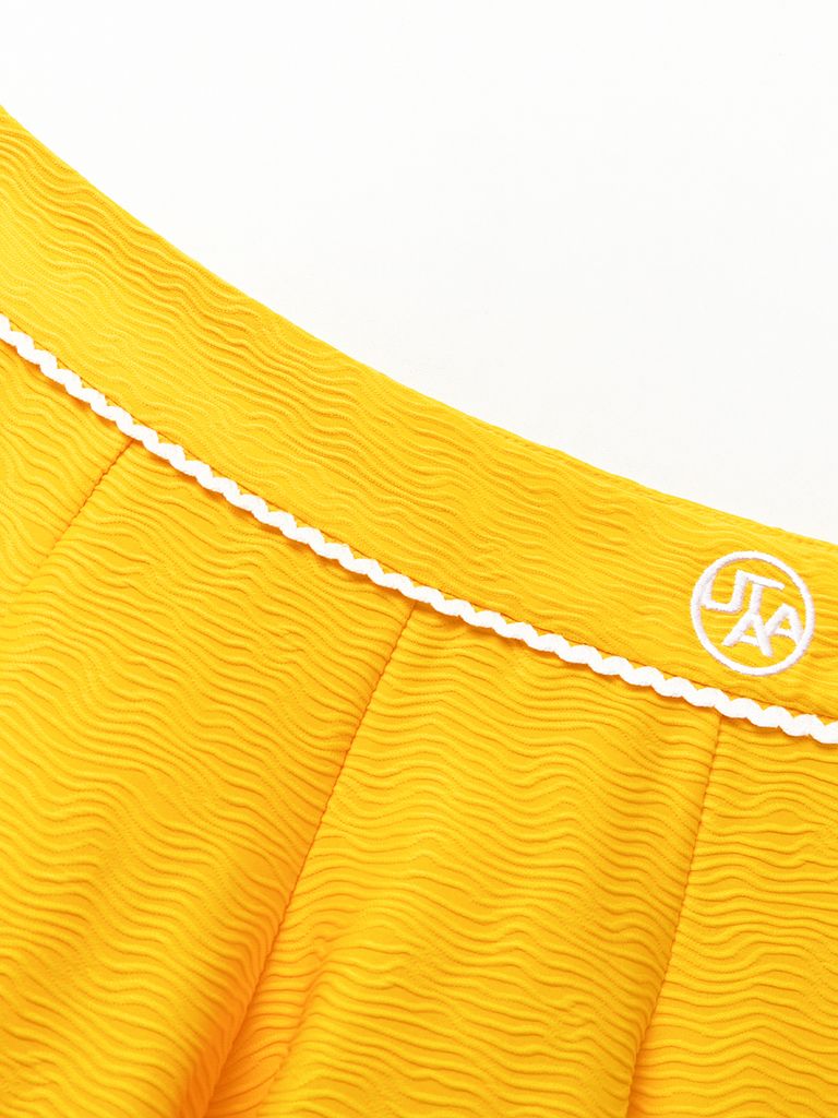 UTAA Notredame Lace Flare Skirt : Yellow