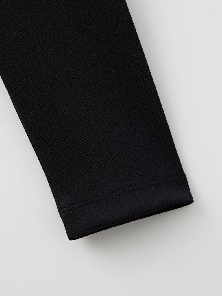 UTAA Typo Silver Sealing Neoprene PK Sleeve : Men's Black
