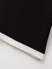 UTAA Logo Curve Ring Turtleneck Knit : Women's Black