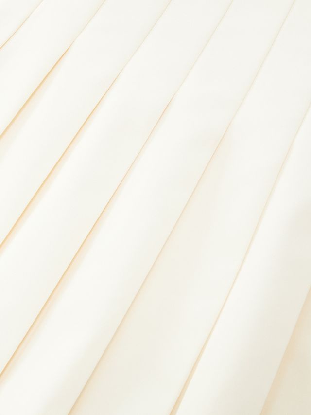 Gilt Sealing Contour Pleats Skirt: Ivory