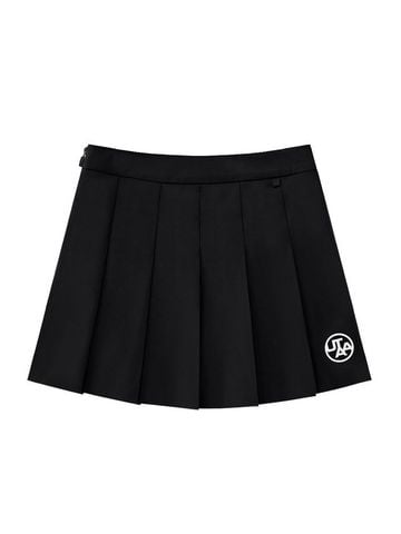 UTAA Slide Bulk Logo Pleats Skirt: Black