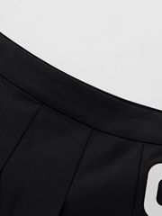 UTAA Slide Bulk Logo Pleats Skirt: Black