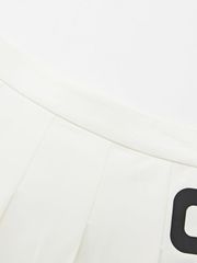 UTAA Slide Bulk Logo Pleats Skirt: White