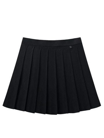 UTAA Gilt Logo Adel Classic Pleats Skirt: Black
