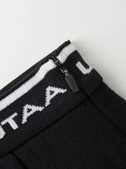 UTAA Logo Dust Pocket Pleats Skirt : Black