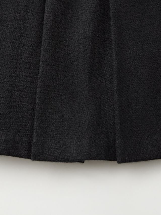 UTAA Logo Dust Pocket Pleats Skirt : Black