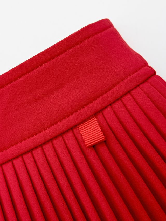 UTAA Curve Ring Line Pleats Skirt: Red