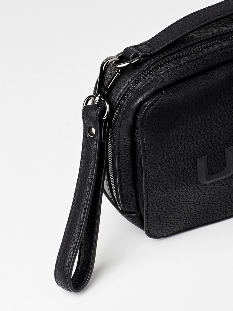 UTAA Figure Logo Strap Pouch Bag : Black