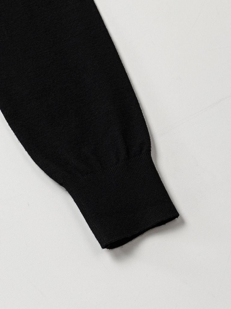 UTAA Pixel Logo Knit Cardigan : Women's Black