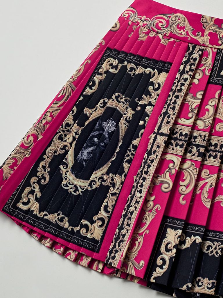 UTAA Blend Buckingham Short Skirt : Women's Dark Pink