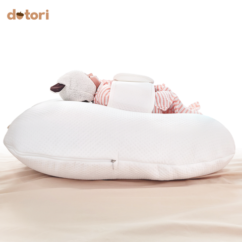 Gối chống trào ngược đa năng 3in1 Dotori có dây dai ôm bé & Vỏ gối làm mát Duraron độc quyền