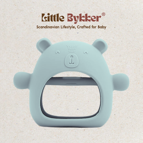 Bộ Gặm nướu Silicon cao cấp bảo vệ tay cho bé Little Bykker Đan Mạch - Hình Gấu siêu mềm Có hộp đựng an toàn