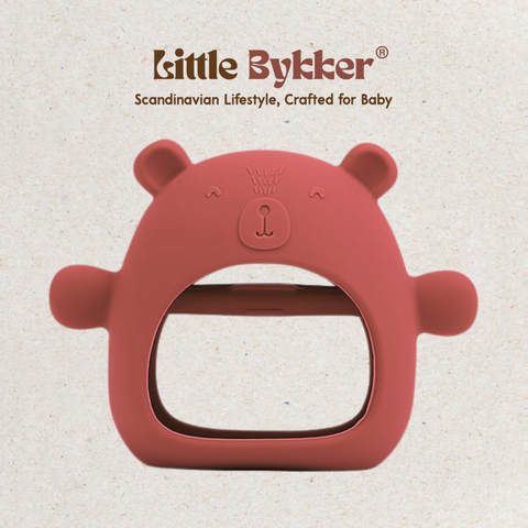 Bộ Gặm nướu Silicon cao cấp bảo vệ tay cho bé Little Bykker Đan Mạch - Hình Gấu siêu mềm Có hộp đựng an toàn