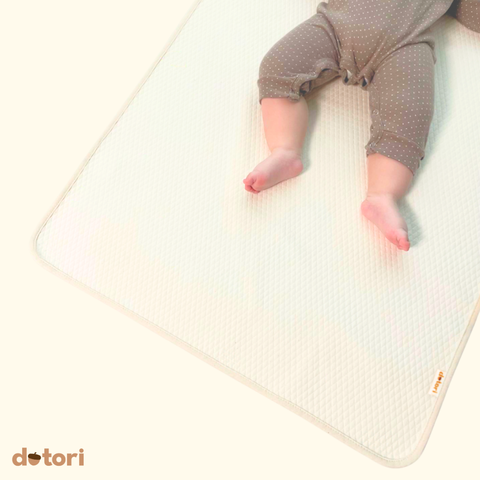 Thảm lót chống thấm Dotori Airy Waterproof Pad Organic Cotton 100% thấm hút tốt - PU cao cấp chống trượt