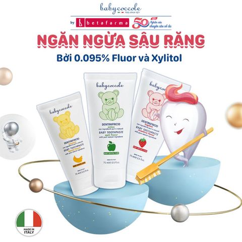 Kem đánh răng cho bé Babycoccole 12M+ trẻ em nuốt được
