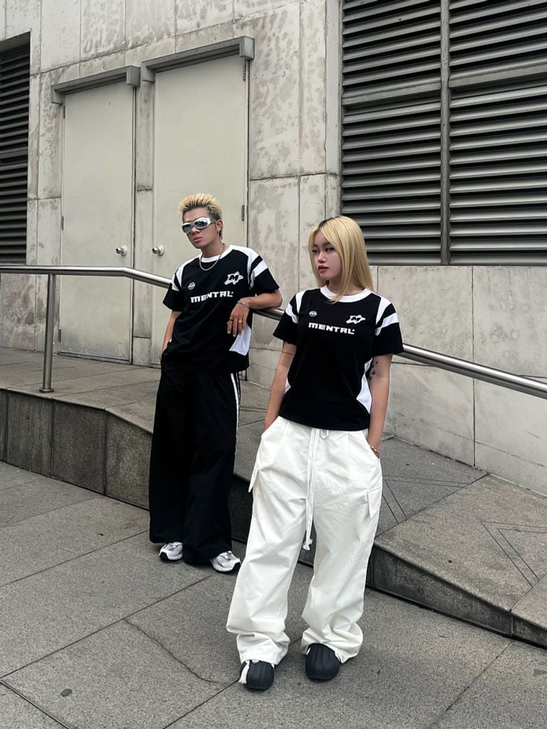 MENTAL COMBINE FOOTBALL BOXY T-SHIRT