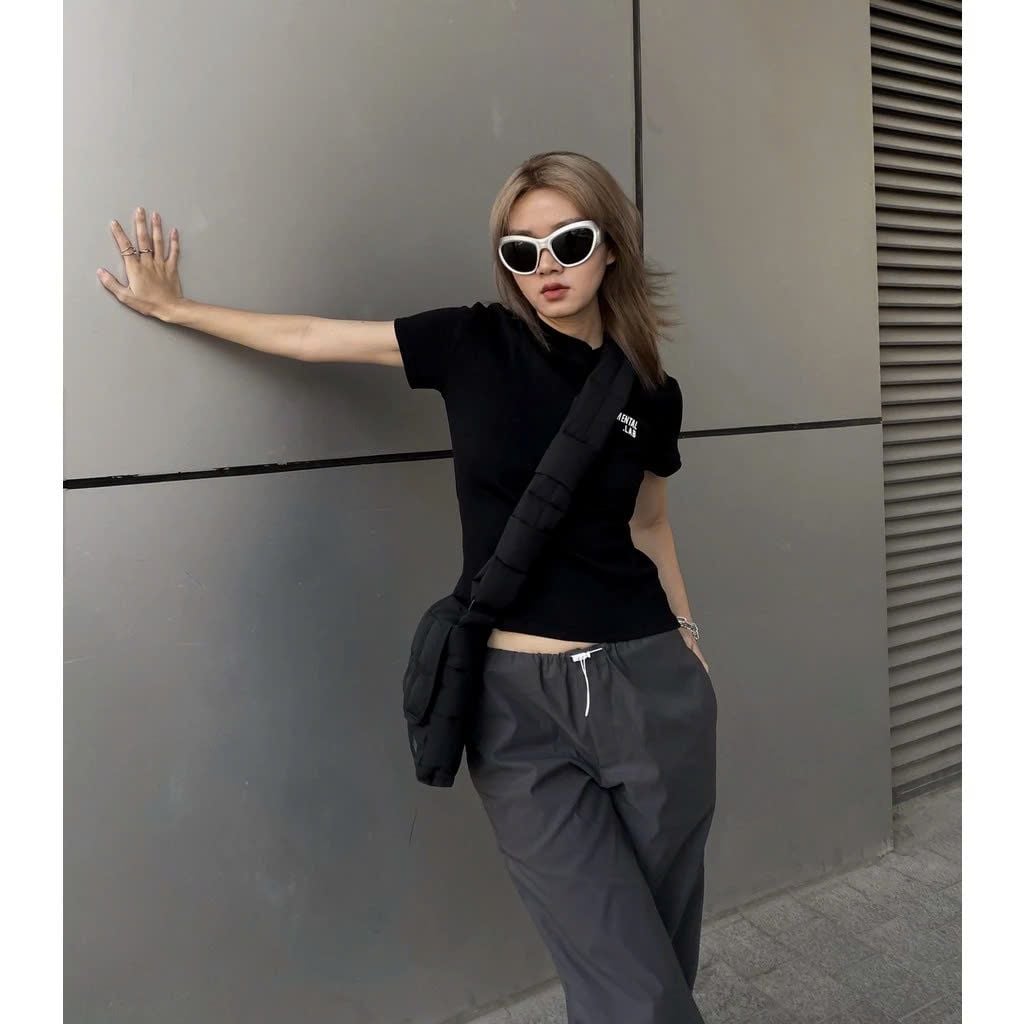 MENTAL MOTIF DECAL WOMEN'S T-SHIRT