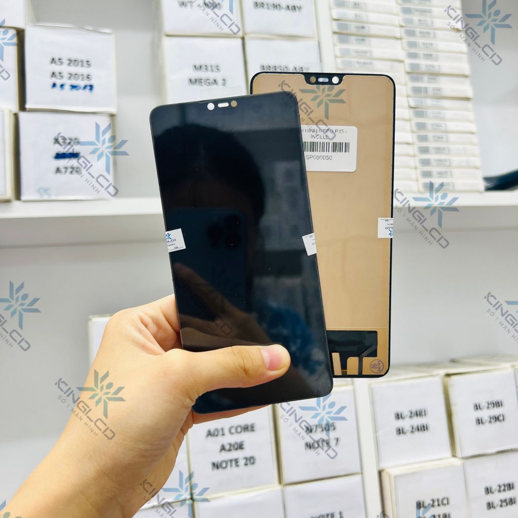 Màn hình Oppo R15