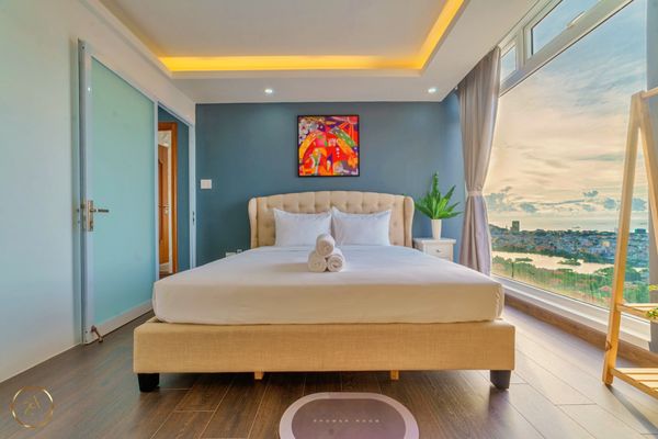 VT-SMB Penthouse AZ 31A