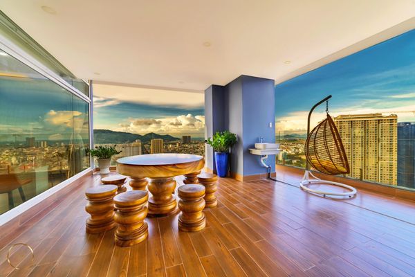 VT-SMB Penthouse AZ 31A