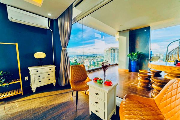 VT-SMB Penthouse AZ 31A