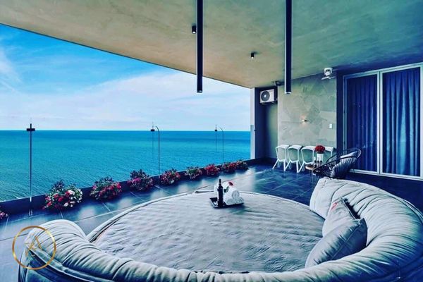 VT-SMB Penthouse AZ 31C