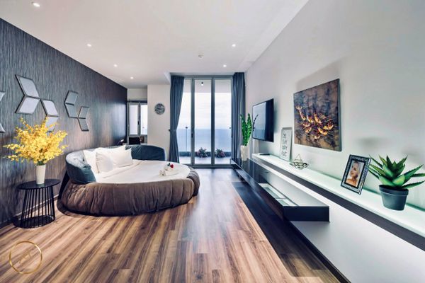 VT-SMB Penthouse AZ 31C