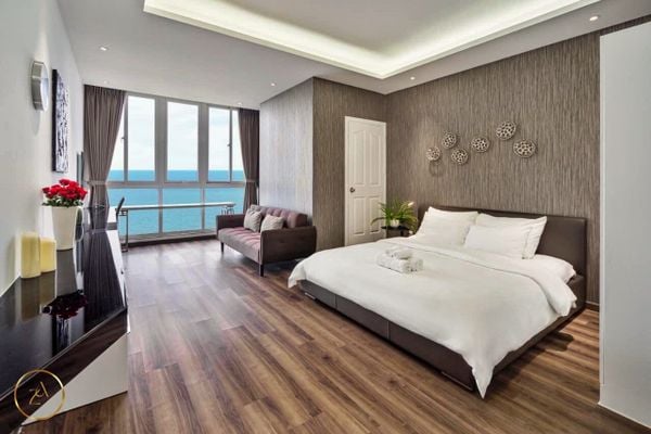 VT-SMB Penthouse AZ 31C