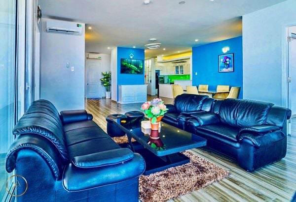 VT-SMB Penthouse AZ 31B