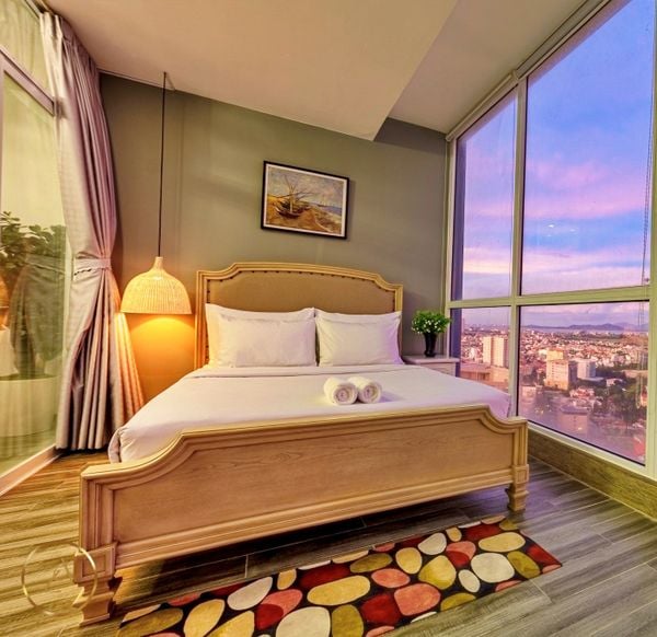 VT-SMB Penthouse AZ 31B