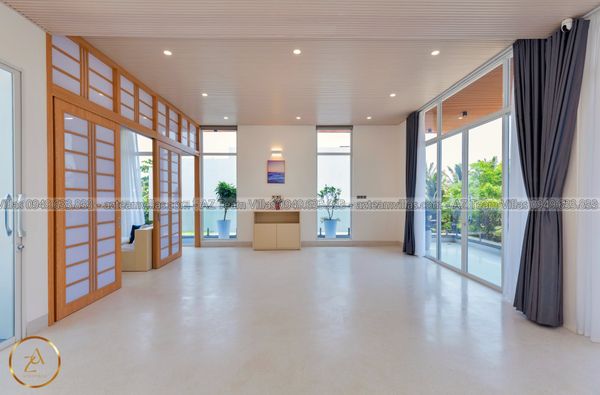 VT-MER-LC.ARIA AZ 107