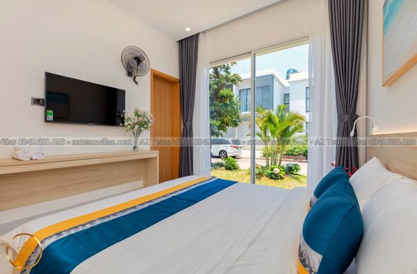 VT-MER-LC.ARIA AZ 107