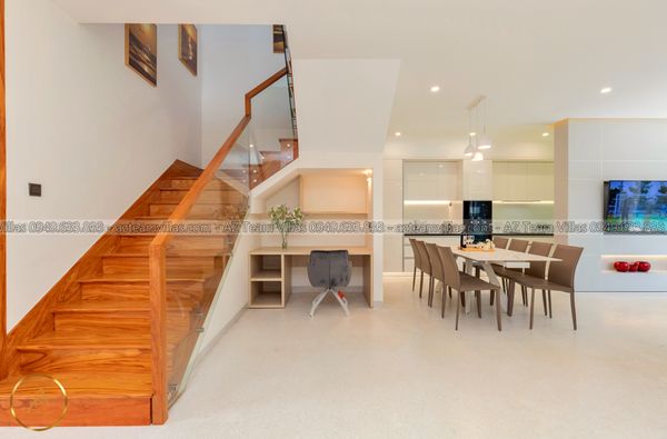 VT-MER-LC.ARIA AZ 107