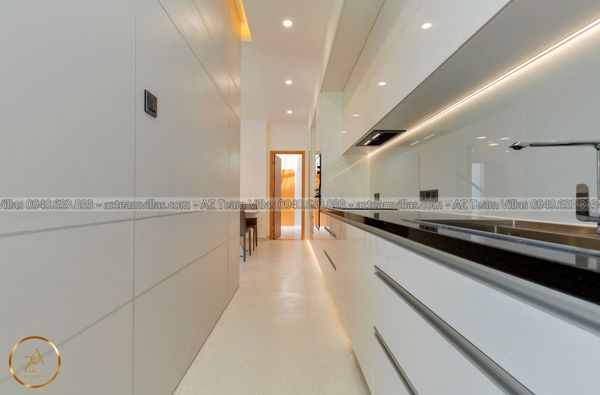 VT-MER-LC.ARIA AZ 107