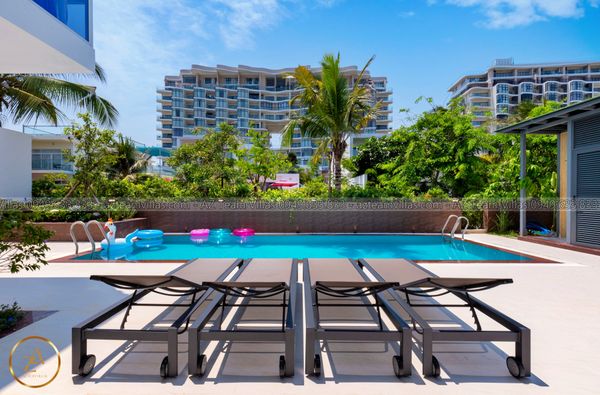 VT-MER-LC.ARIA AZ 107