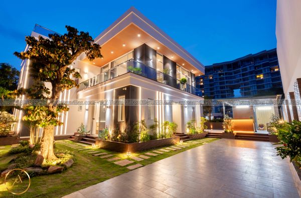 VT-MER-LC.ARIA AZ 107