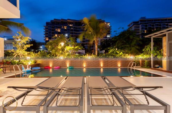 VT-MER-LC.ARIA AZ 107