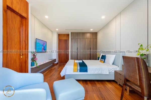 VT-MER-LC.ARIA AZ 105