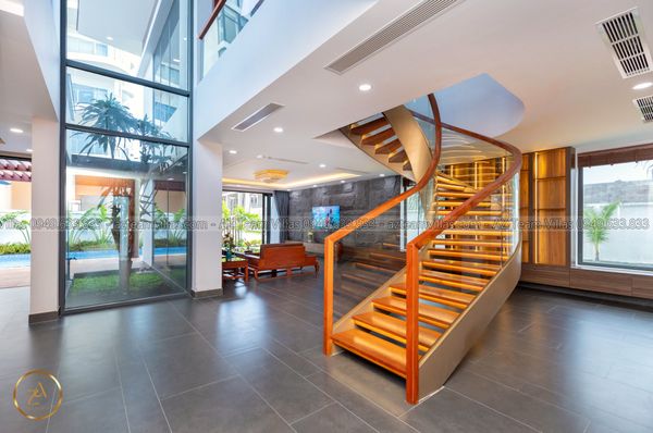 VT-MER-LC.ARIA AZ 105