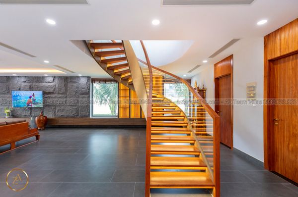 VT-MER-LC.ARIA AZ 105