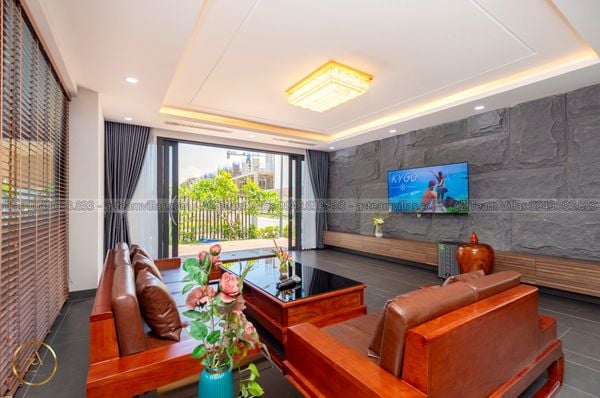 VT-MER-LC.ARIA AZ 105