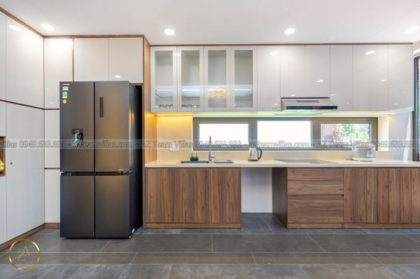 VT-MER-LC.ARIA AZ 105