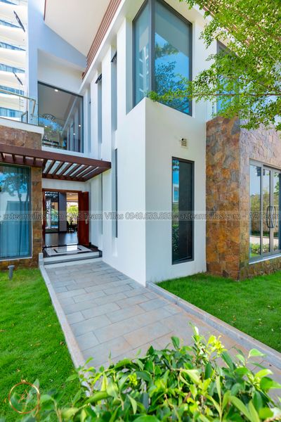 VT-MER-LC.ARIA AZ 105