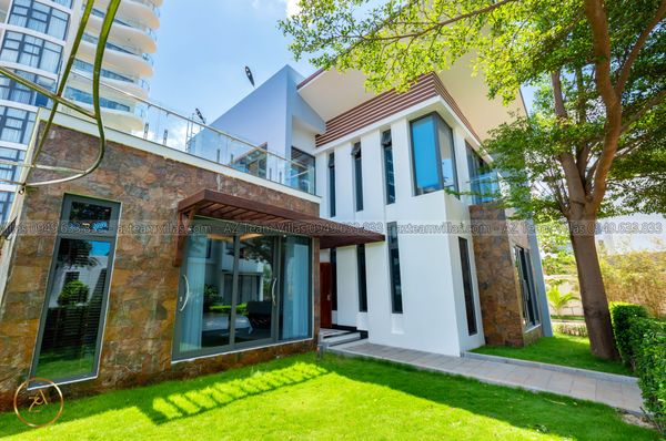 VT-MER-LC.ARIA AZ 105