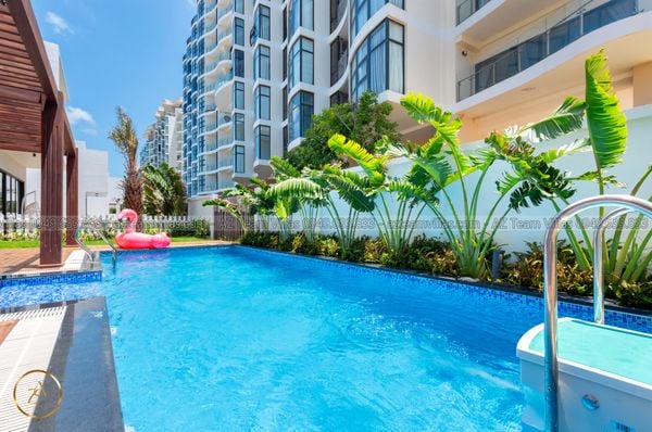 VT-MER-LC.ARIA AZ 105