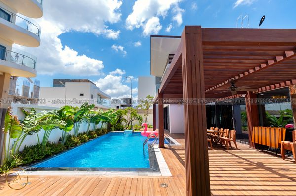 VT-MER-LC.ARIA AZ 105