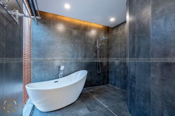 VT-MER-LC.ARIA AZ 105