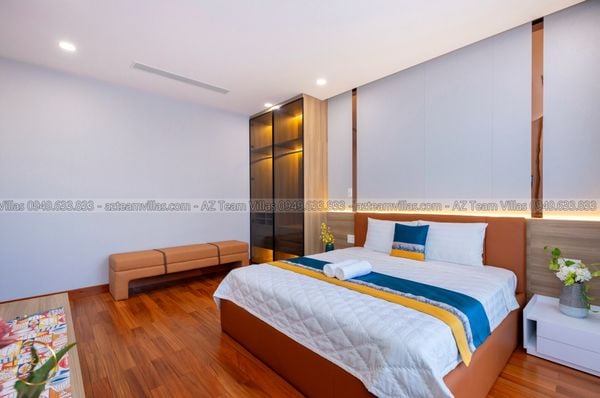 VT-MER-LC.ARIA AZ 105