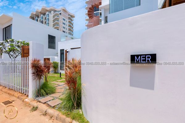 VT-MER-LC.ARIA AZ 104